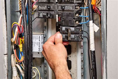 how to install electrical breaker